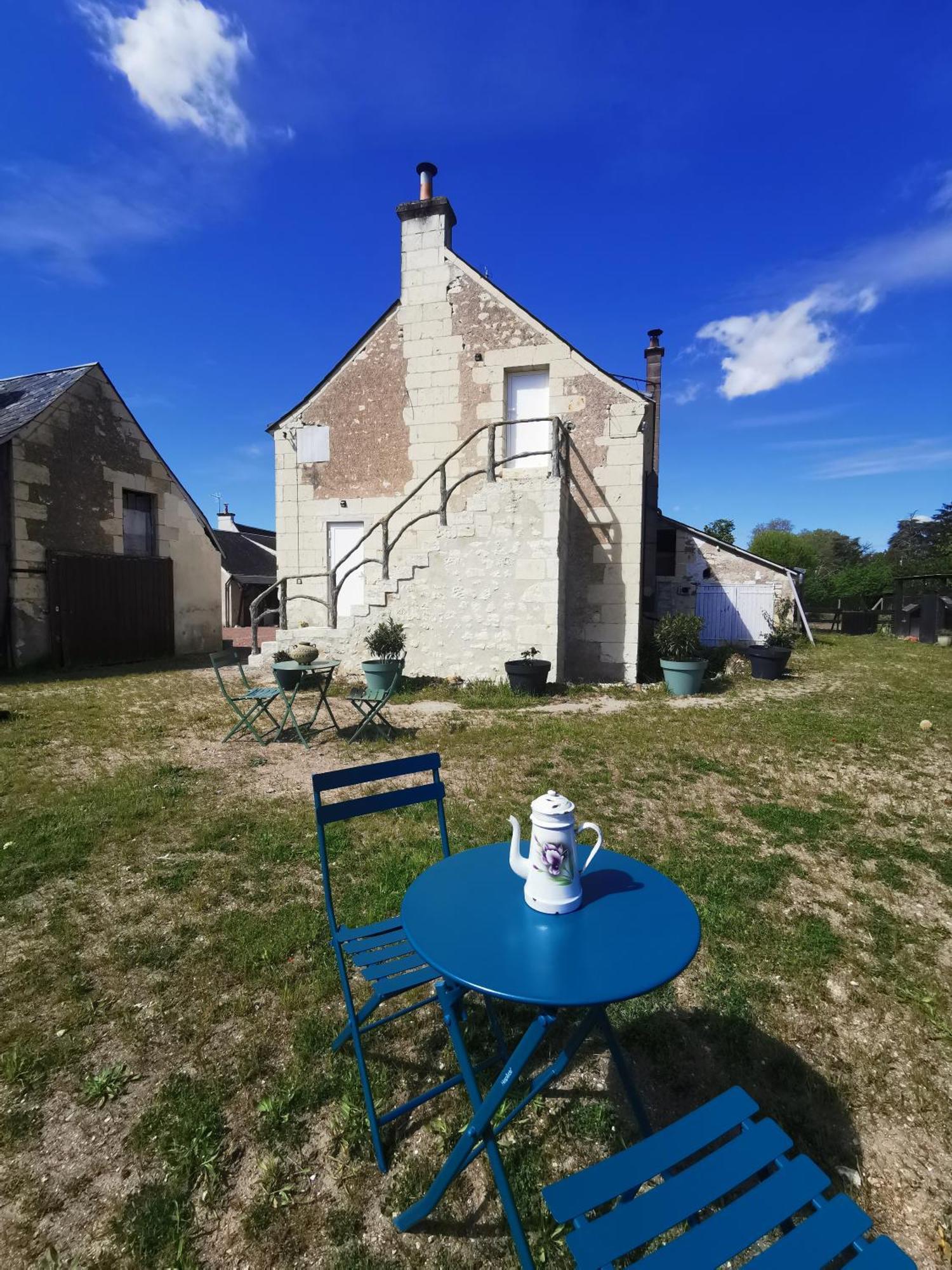 Bed and Breakfast Le P'Tit Coin Dans Les Vignes Restigné Exterior foto